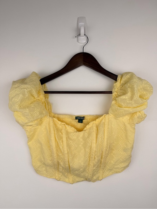 wild fable Tops - Wild Fable Womens Small Yellow Eyelet Puff Sleeve Crop Top Smocked Cottagecore